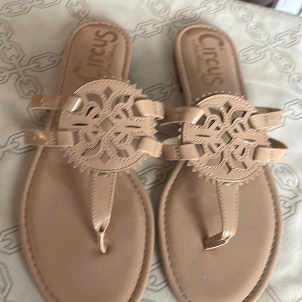NWT Circus by Sam Edelman